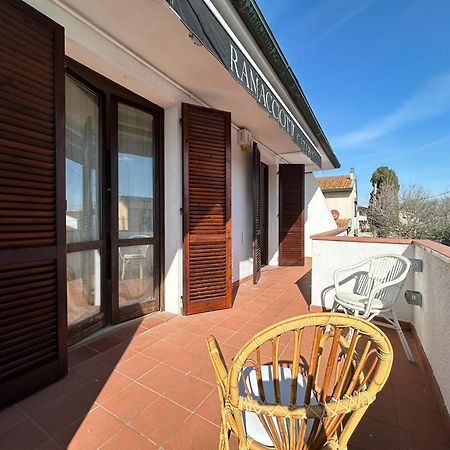 Appartamento La Casa Di Simo Montecalvoli Exterior foto