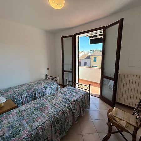 Appartamento La Casa Di Simo Montecalvoli Exterior foto